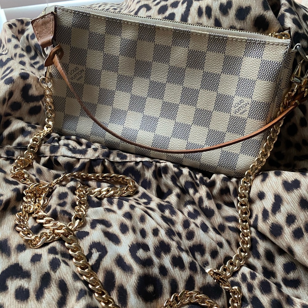 Louis Vuitton Pochette Accessories Damier Azur